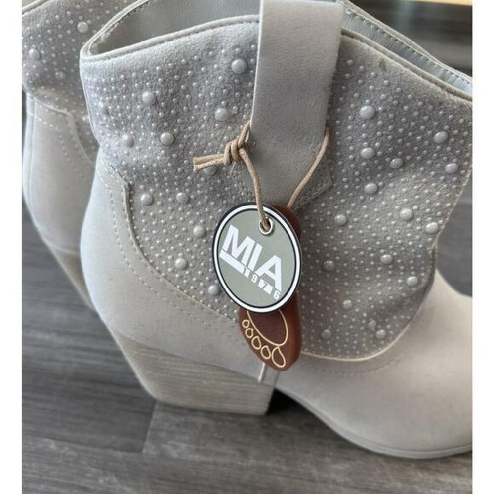 New With Tags White grey MIA studded western pull up ankle cowboy boots size 6.5 - Picture 4 of 9
